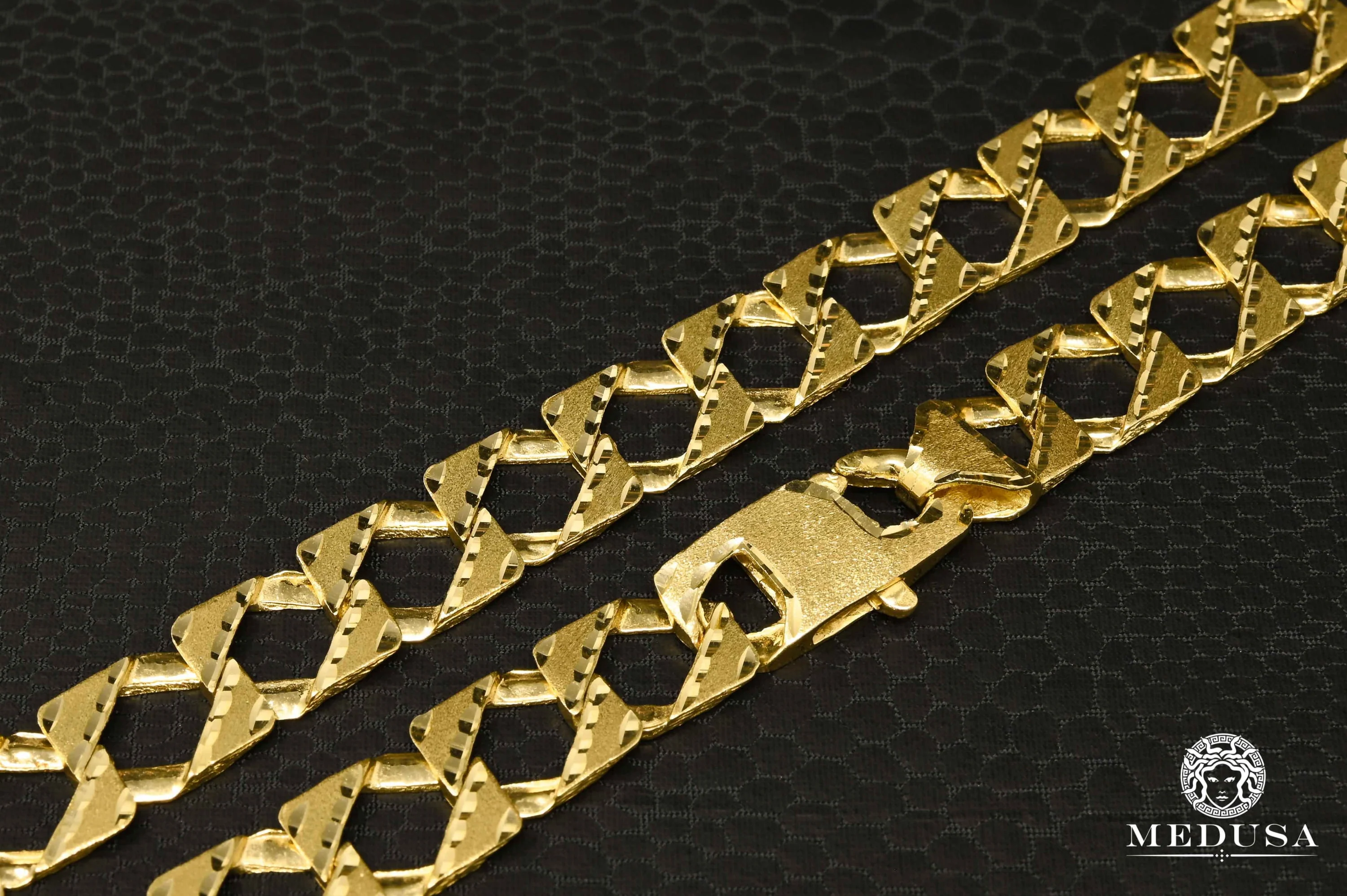11mm Meshy MA2 Bracelet  - Image 3