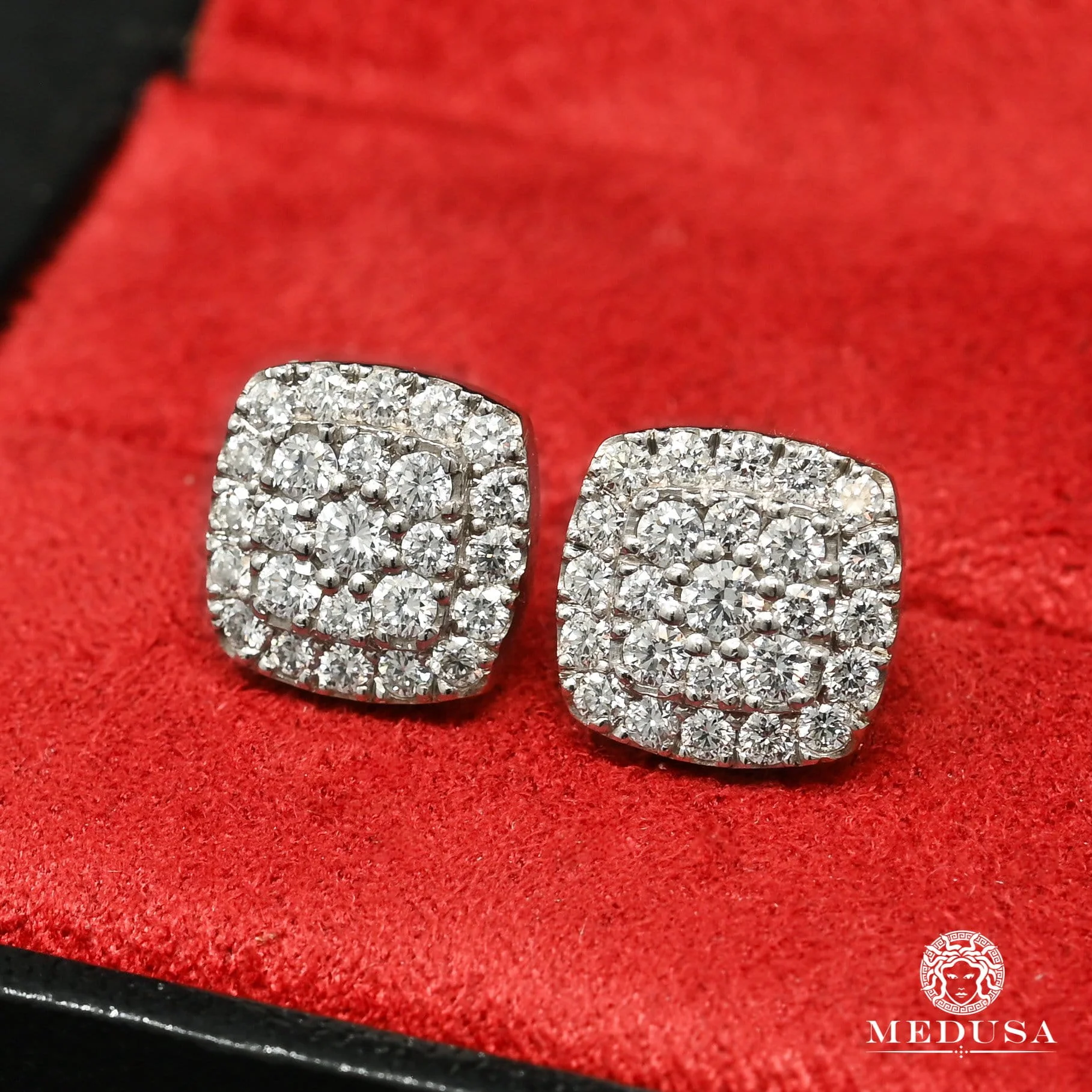 11mm Studs D25 - Diamond  - Image 3