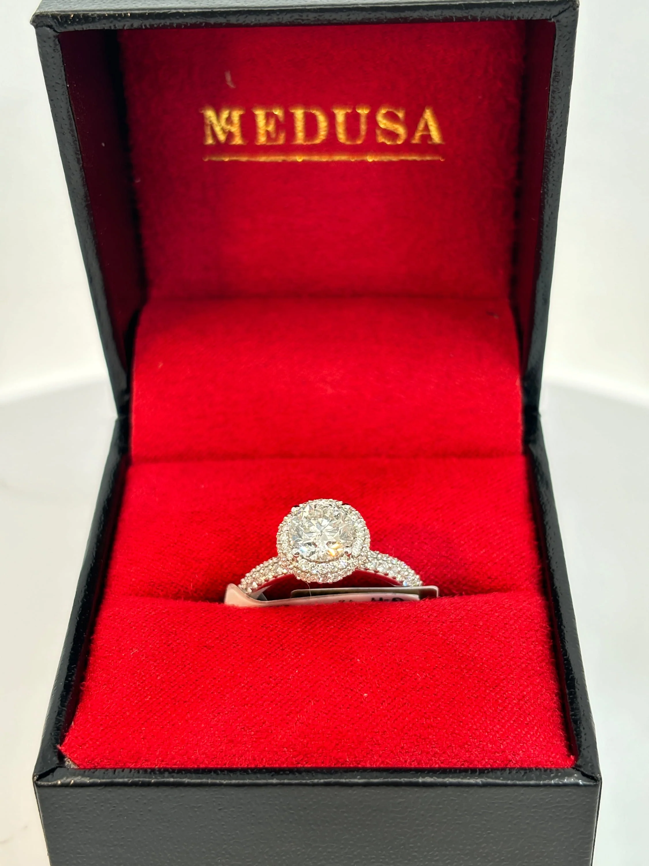 1.86Ct Diamond Ring - Image 2