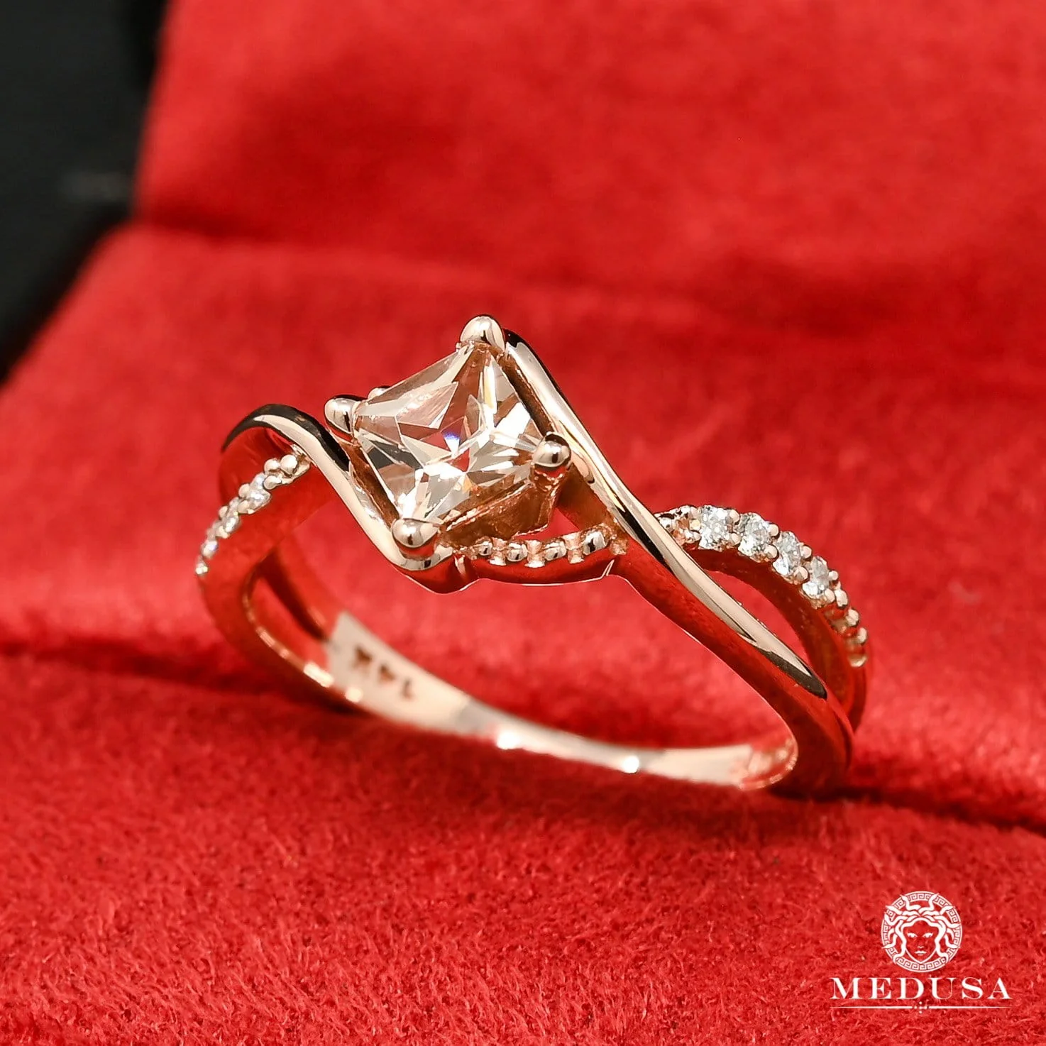 Morganite D6 - Diamond