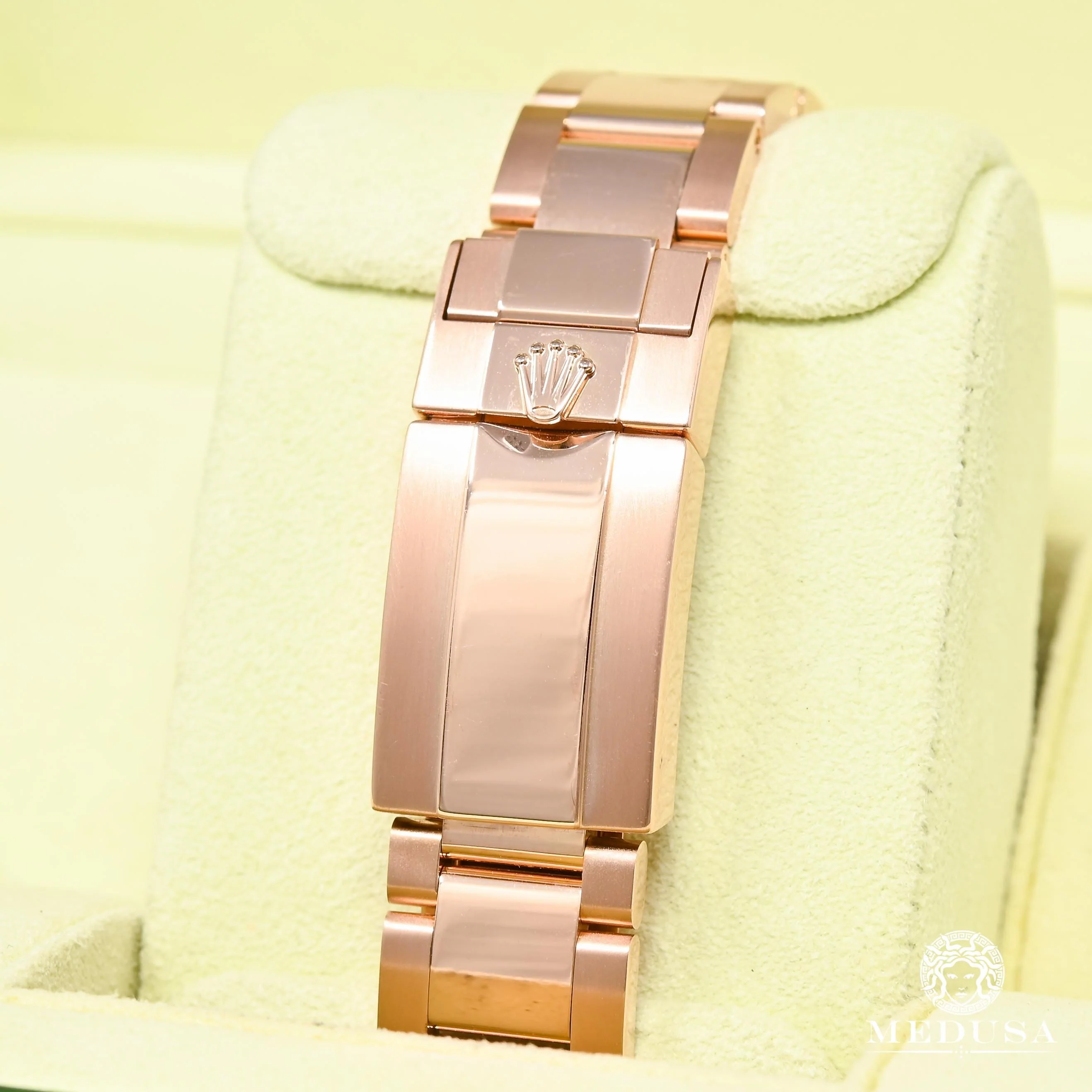 Rolex Cosmograph Daytona 40mm - Rose Gold  - Image 5