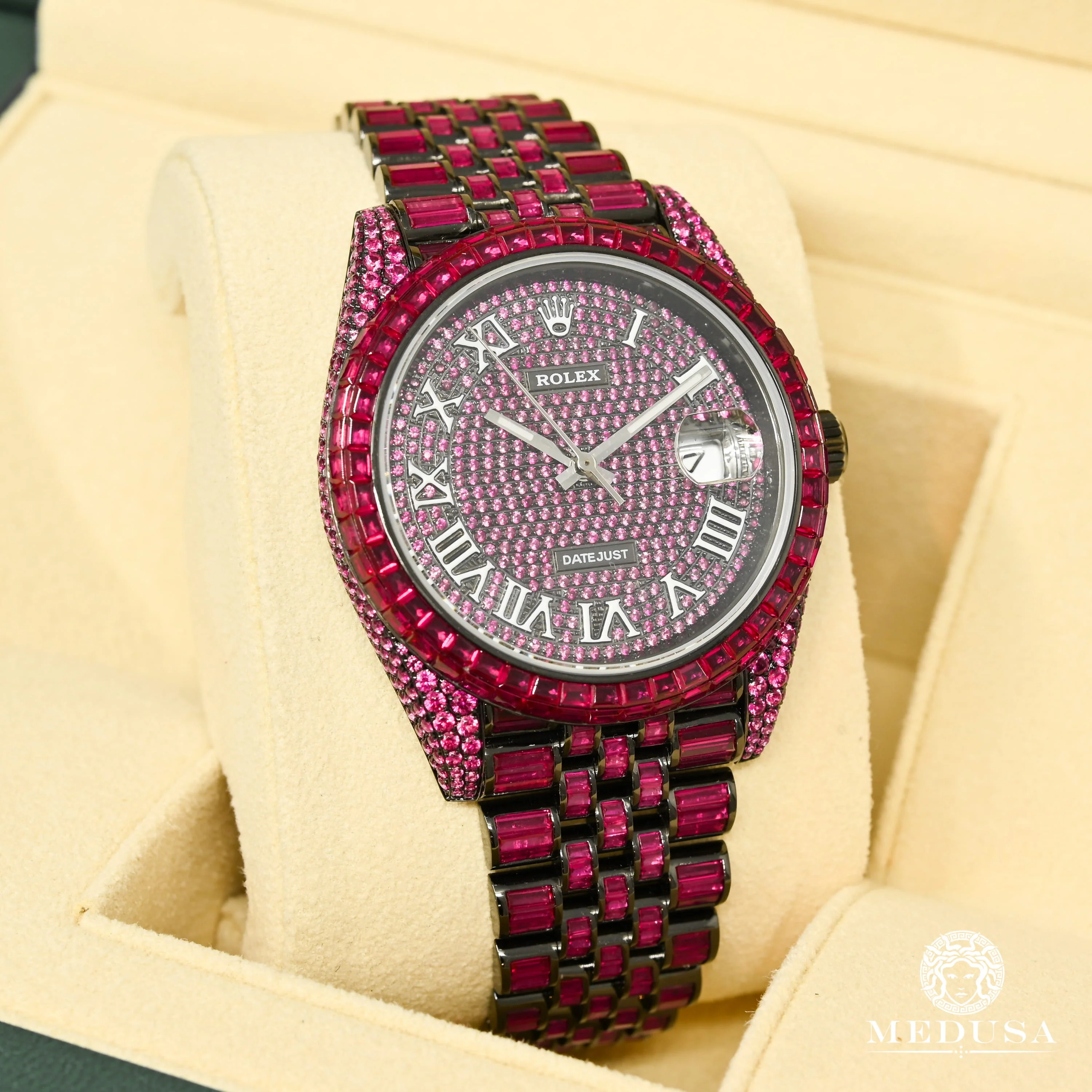 Rolex Datejust 41mm - Black & Red Ruby  - Image 3