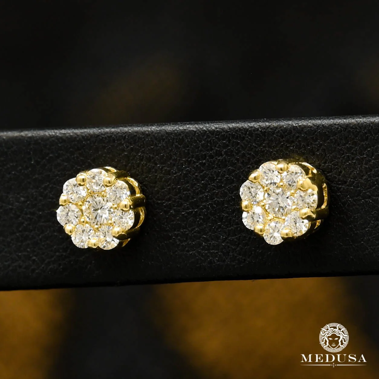 Studs D21 - Diamond - Image 2