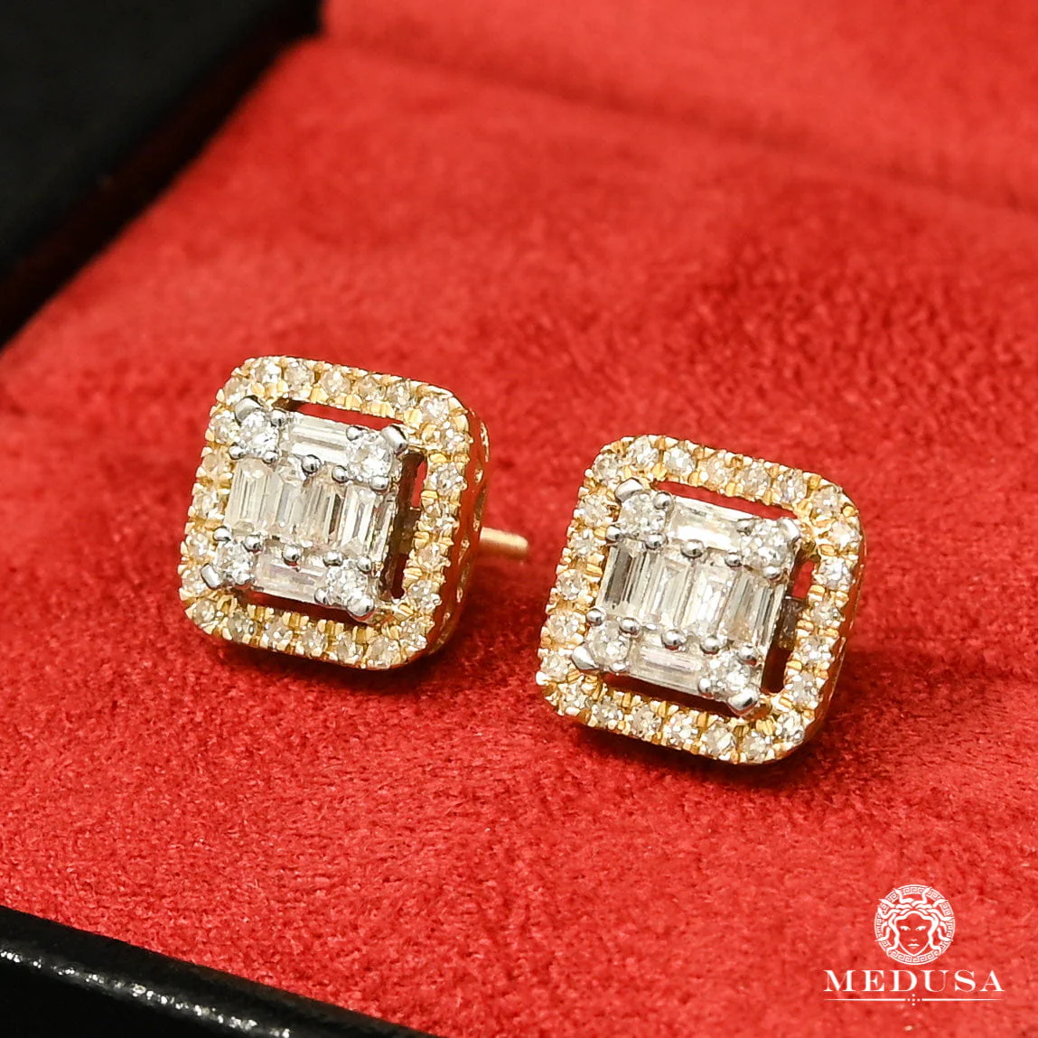 Studs D28 - Emerald Diamond