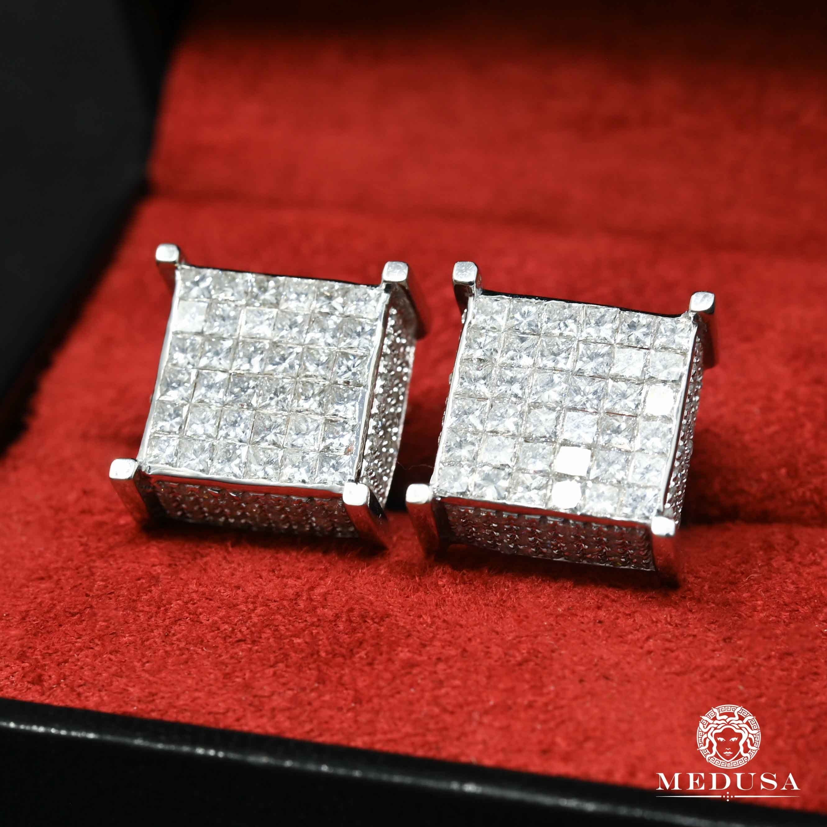 Studs Square D1 - Princess Cut Diamond